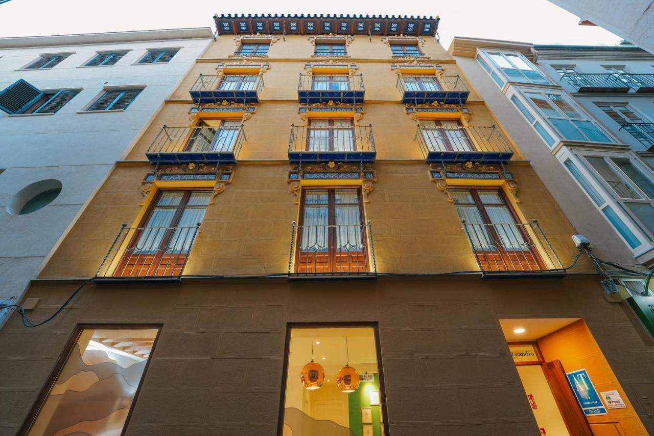 Debambu Atarazanas, Malaga